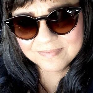 Meet your Posher, Maria luisa